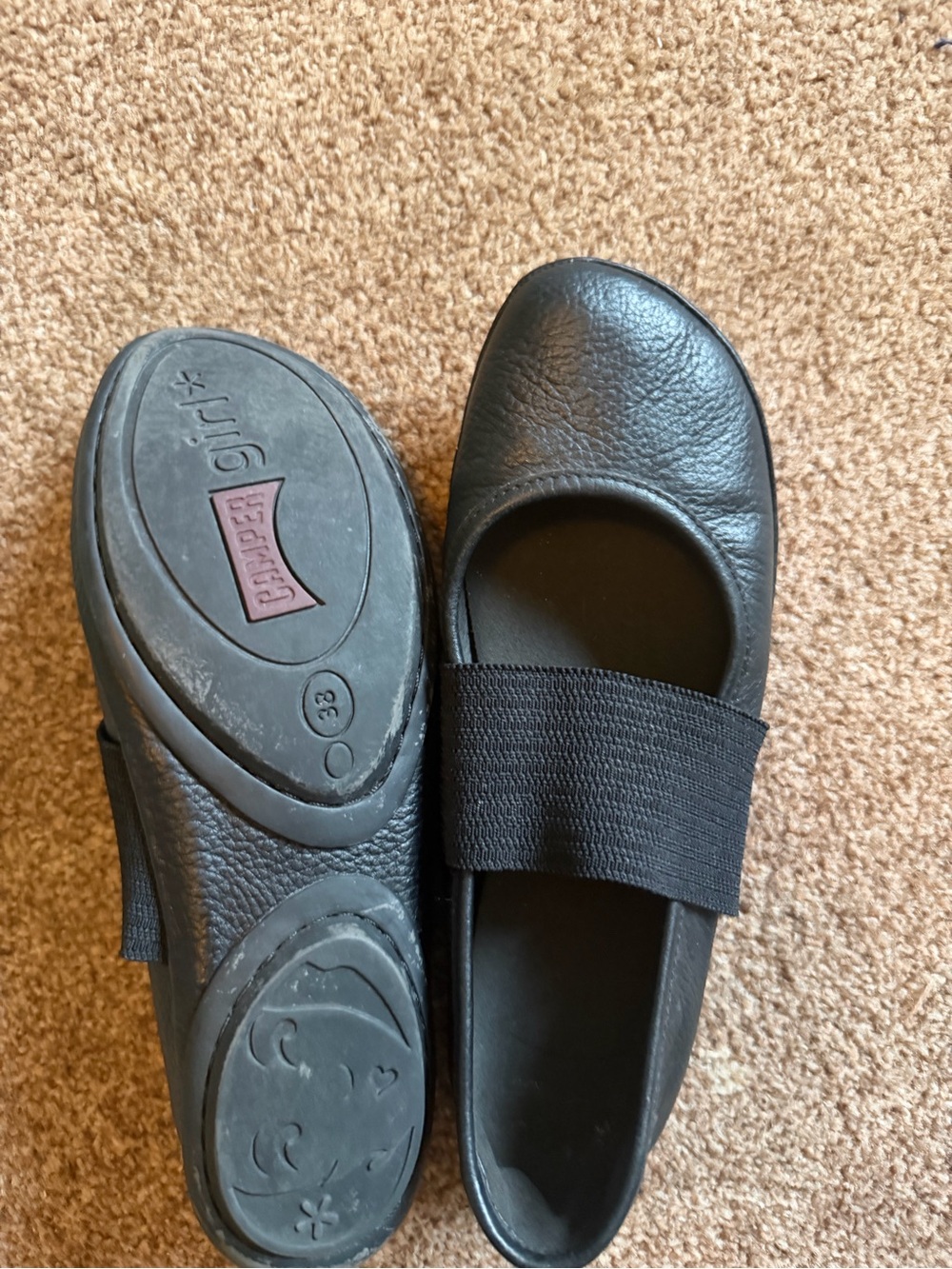 CAMPER Right Nina - Black Leather Ballerinas for Women.